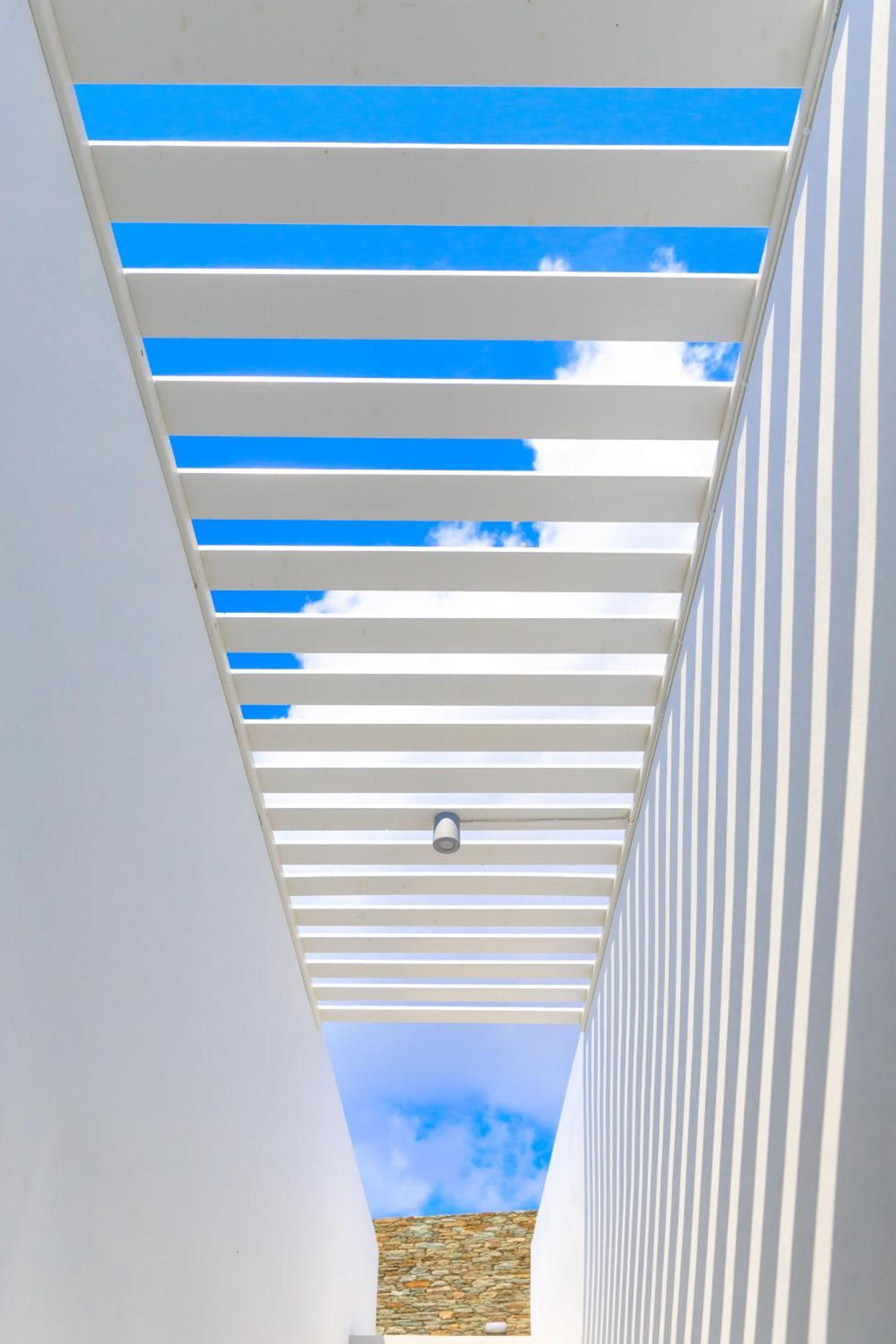 Iliades Luxury Boutique Suites Μπατσί Δωμάτιο φωτογραφία